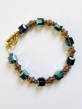 Glass Iridescent Blue Vintage T-Bar Clasp Casual Elegant Gold Tone Bracelet